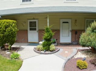 906 Thomas Ave #0, North Brunswick, NJ 08902
