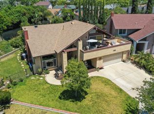 2390 N Toby Pl, Simi Valley, CA 93065