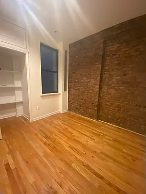 Rented by Urban Real Estate Property Group Inc | media 1