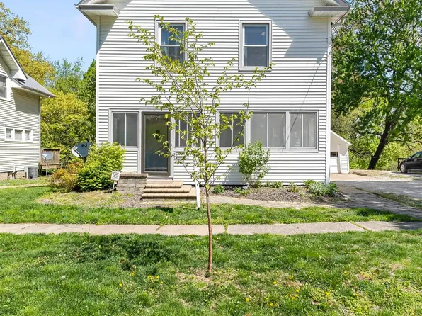 316 Lewis St, Burlington, IA 52601