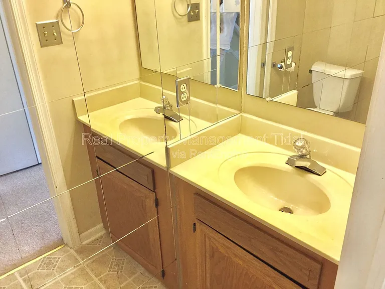 1664 Jameson Dr — Photo 6