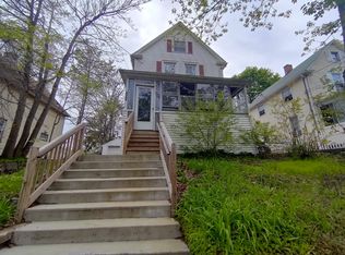 622 Newhall St, Hamden, CT 06517