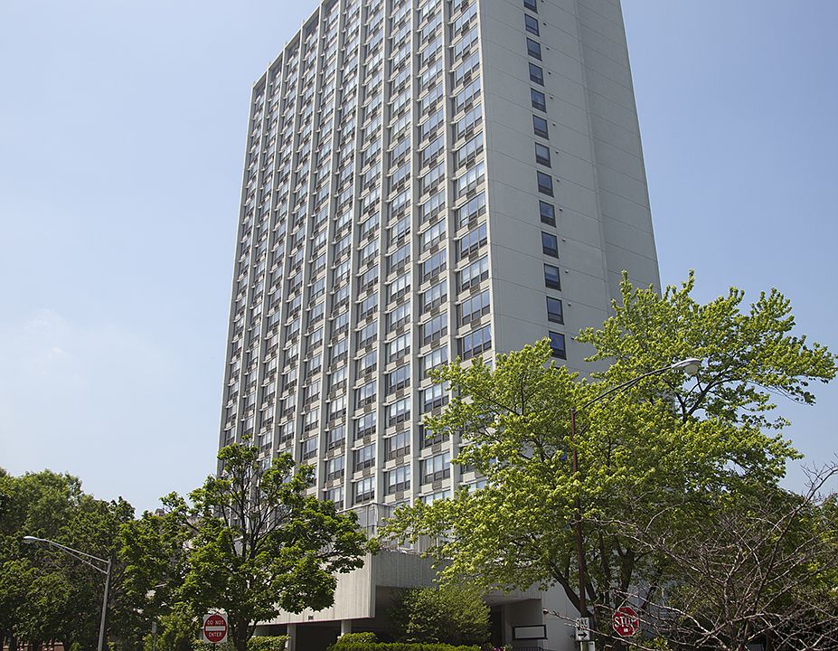 1st image of 5100 N Marine Dr APT 8E