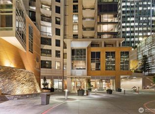 10650 NE 9th Place #1122, Bellevue, WA