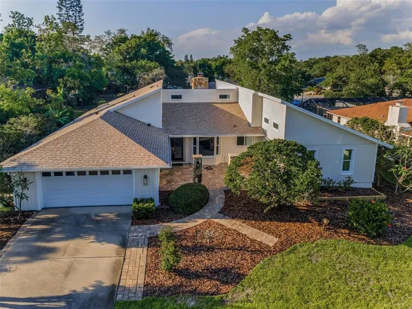 833 Lakeside Ter, Palm Harbor, FL 34683