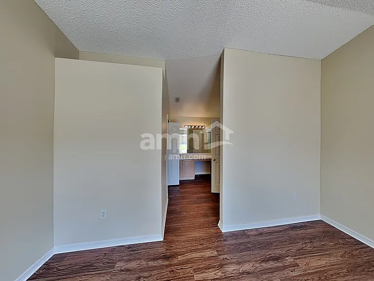 2423 Hybrid Dr — Photo 8