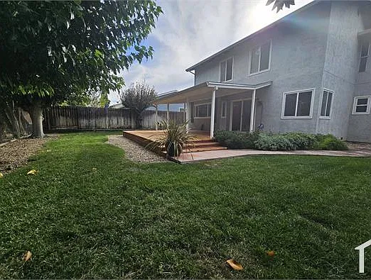 4 bed, 1900 sqft, $3,900 — Photo 2