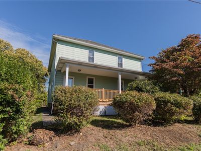 205 E Woodlawn Ave, Connellsville, PA, 15425