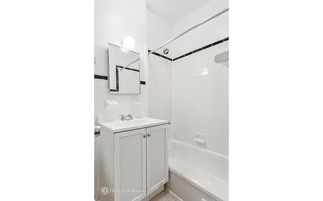 Rented by Douglas Elliman | media 7