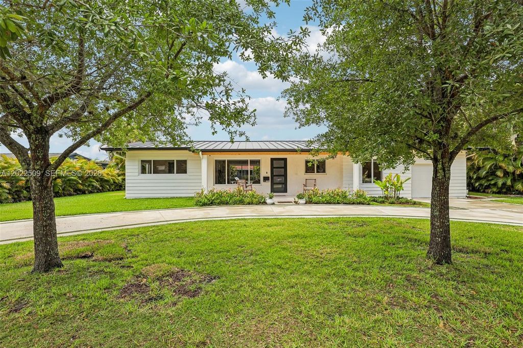 5620 SW 63rd Ct, South Miami, FL 33143 home