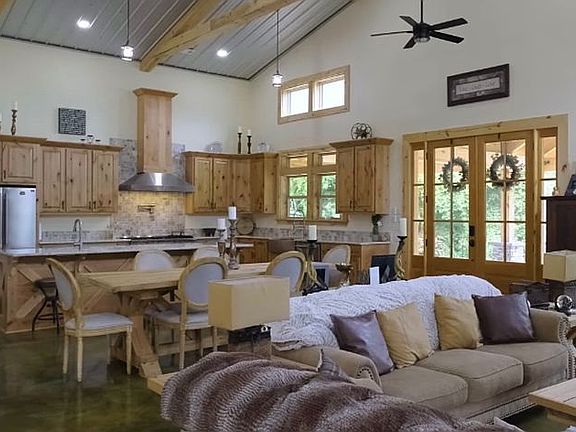 5th image of 1434 County Road 864