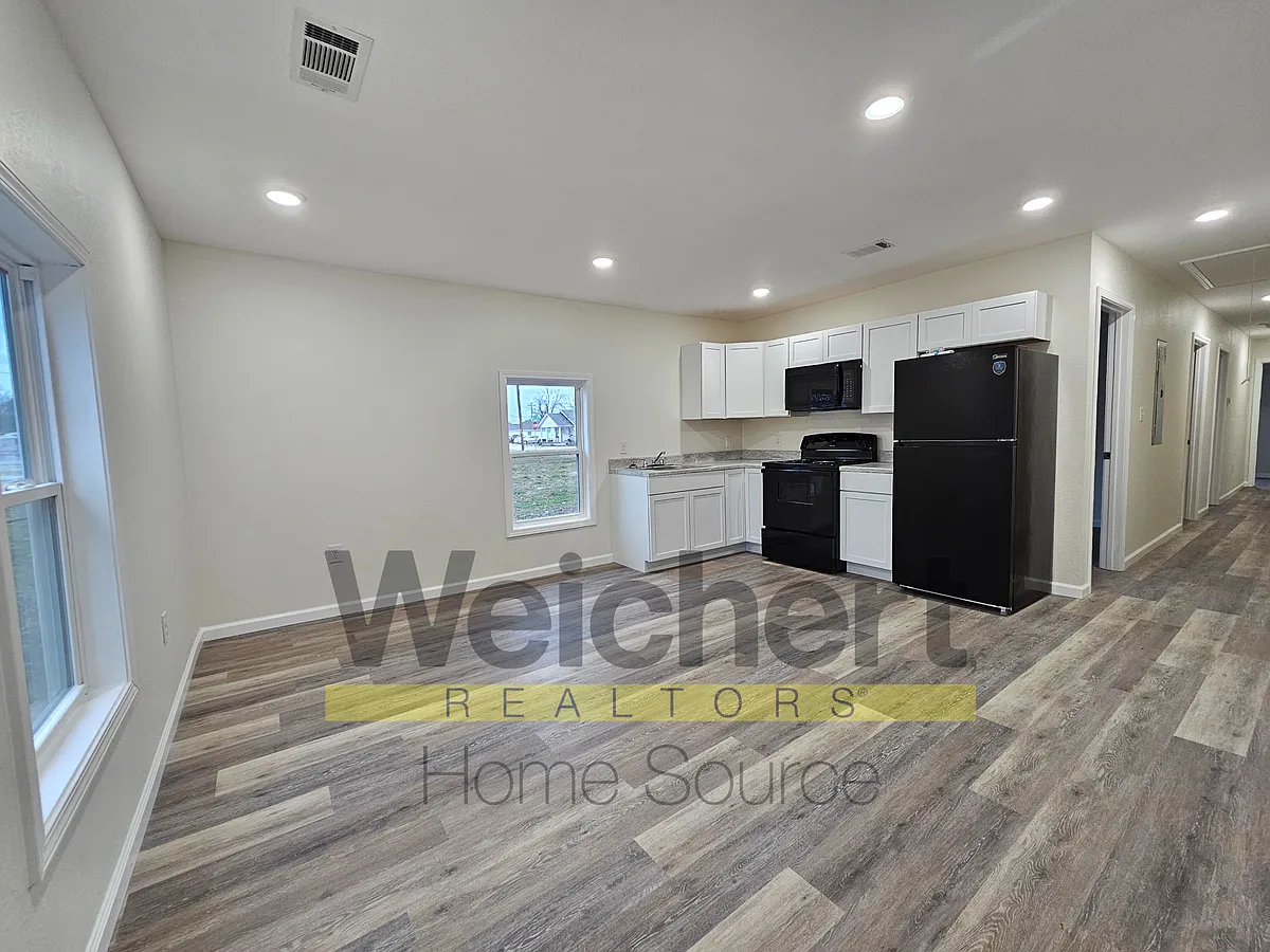 Building Photo - 708 S 3rd St #B