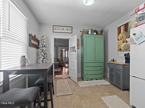 24th image of this home