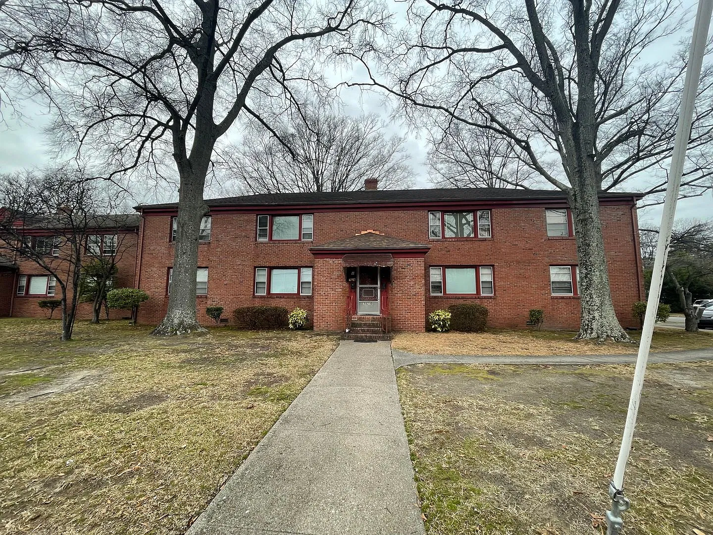 Hartford3610 — Photo 1