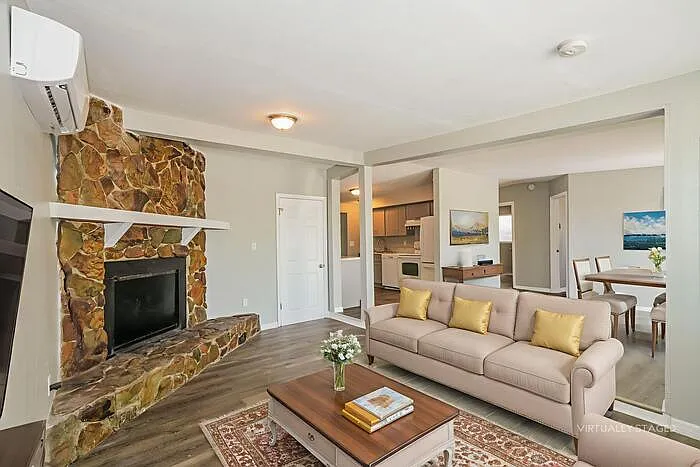 3 bed, 2.0 bath, 1520 sqft, $1,395 — Photo 4