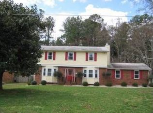 597 Cascade Dr, Lilburn, GA 30047