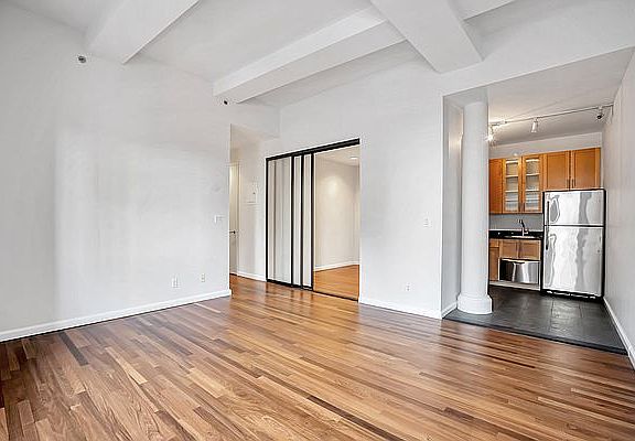 2nd image of 167 William St #7C