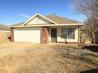 50 Cheryl Cir, Bentonville, AR 72712