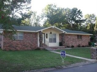 402 S Arlington Ave, Russellville, AR 72801