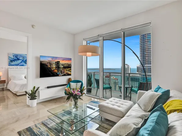 950 Brickell Bay Dr APT 4707, Miami, FL 33131