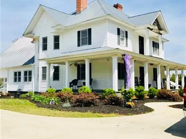 115 Mountain Springs Rd, West Union, SC 29696