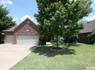 10305 N 143rd East Ave, Owasso, OK 74055