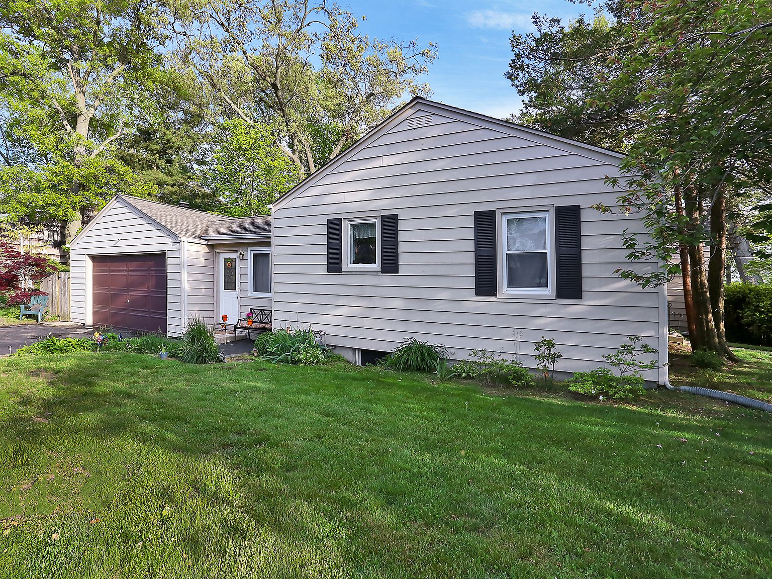 16 Wilson Ave, Amityville, NY 11701 Zillow