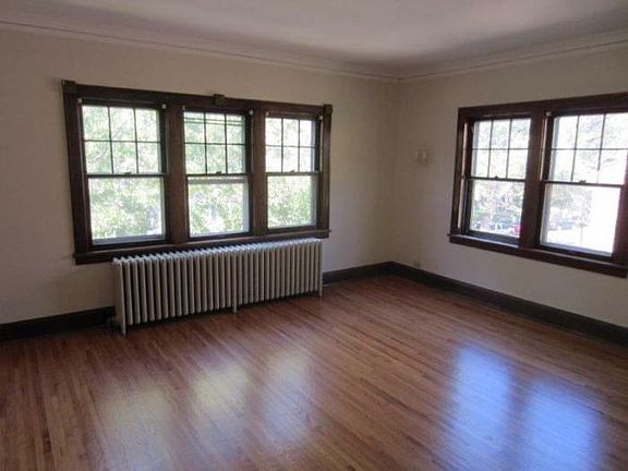 3rd image of 3947 1st Ave S APT 4