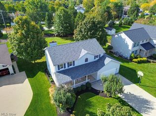 1214 Shady Lakes Dr, Kent, OH 44240