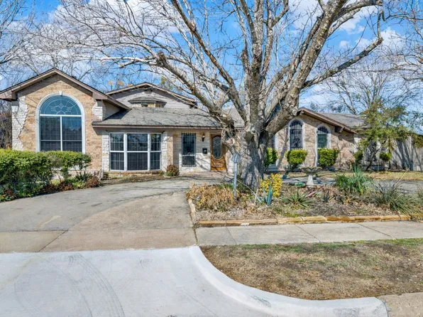 501 Colgate Dr, Lancaster, TX 75134