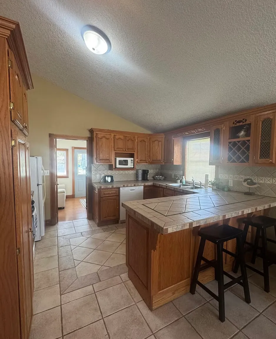 2 bed, 795 sqft, $1,000 — Photo 4
