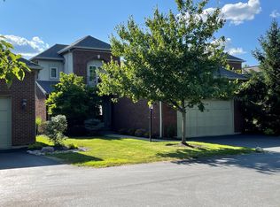 8731 Kenwood Rd, Cincinnati, OH 45242