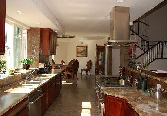 incredible kitchen