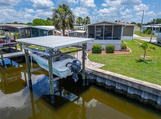 108 W Saint Annes Cir, Apollo Beach, FL 33572