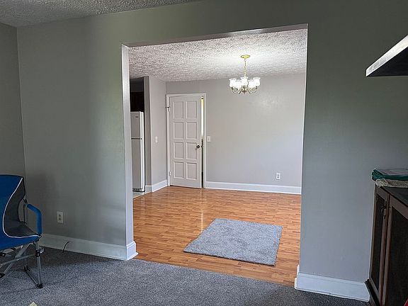 4th image of 3445 Bradley Rd