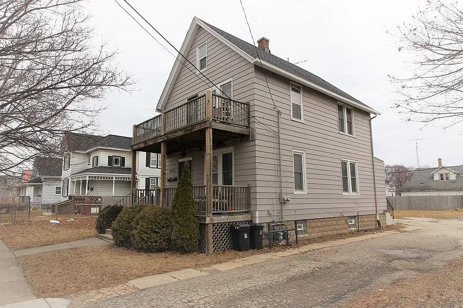 4915 24th Ave photo 1