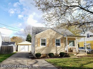 1233 Cedar Dr, Lorain, OH 44052
