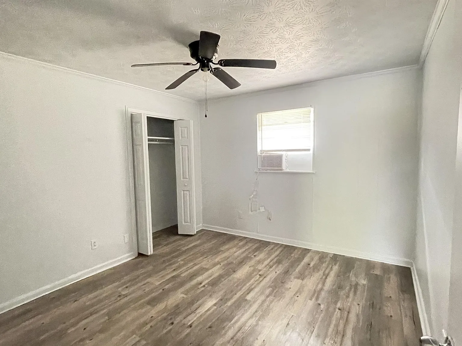 740 Ernona Street - 1 — Photo 4