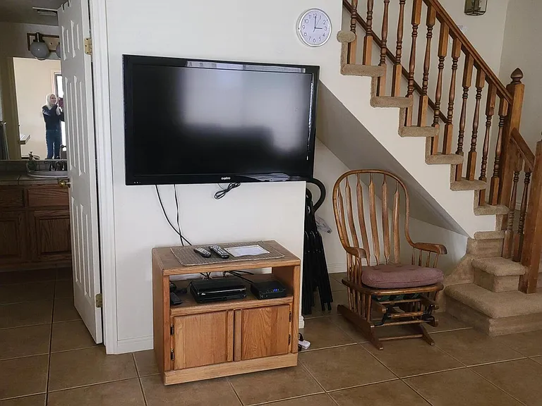 1023 Barcelona Loop — Photo 3