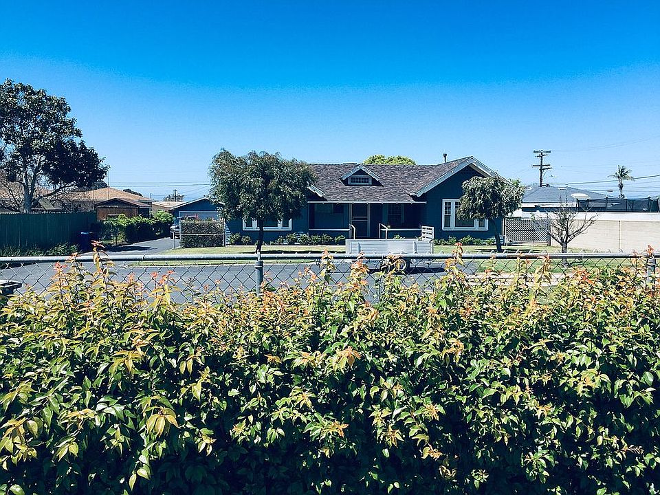 2nd image of 672 4th Ave