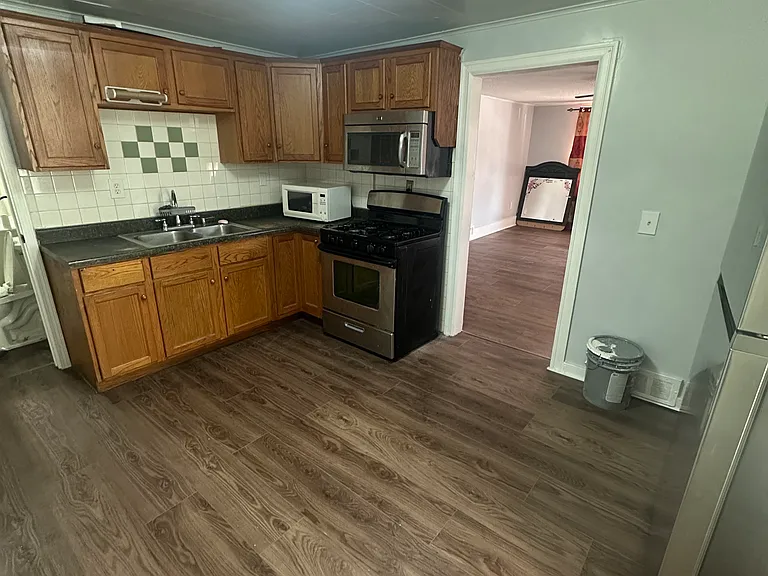 2455 Andrus St #1 — Photo 8
