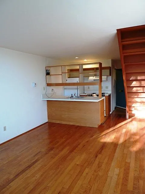 1 bed, 632 sqft, $1,895 — Photo 2