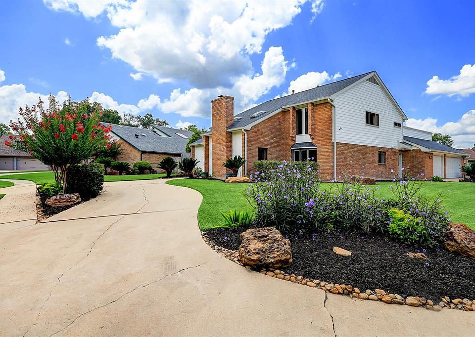 1st image of 1802 Cedar Creek Ct