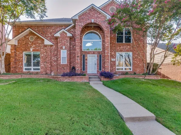4217 Oak Mount Dr, Carrollton, TX 75010