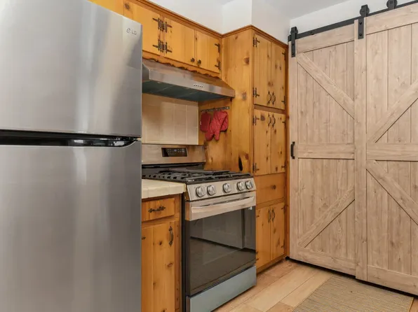 759 Elm St, Big Bear Lake, CA 92315