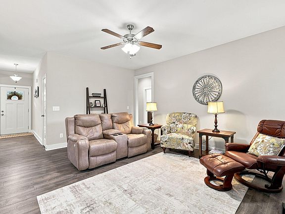 5th image of 7808 Cortona Way