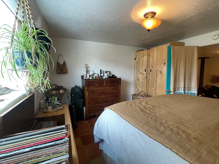 7 Las Animas Rd #B — Photo 8