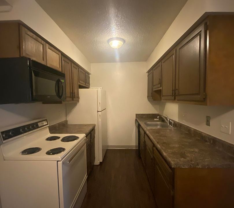 Spring Valley Apartments 104 NW 8th St Grimes IA Zillow