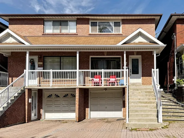 289D Bartlett Ave, Toronto, ON M6H 3G3