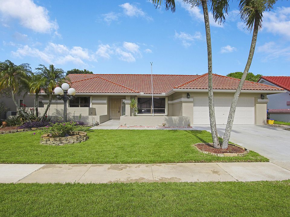 1st image of 9607 Sun Pointe Dr